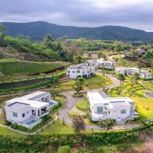 The Peak Hill Pool Villa