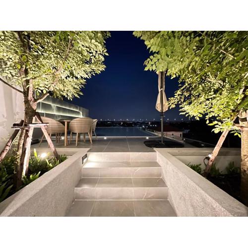 The Pearl Residence House-At least 2 months