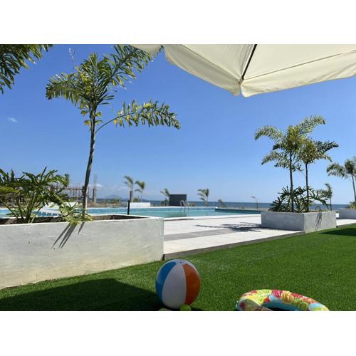 The Peninsula Resort