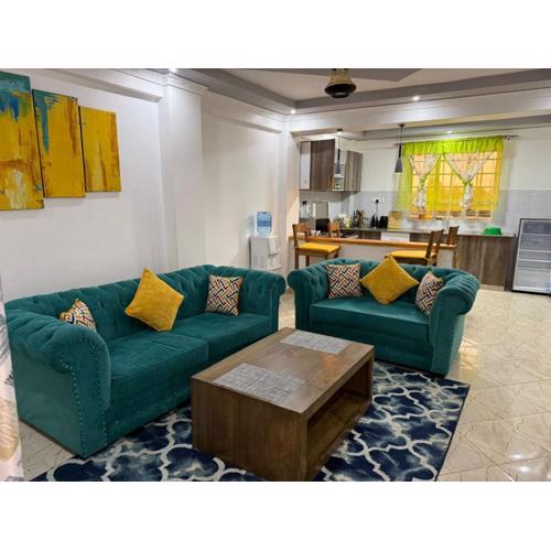 The pine 2 bedroom house California plaza