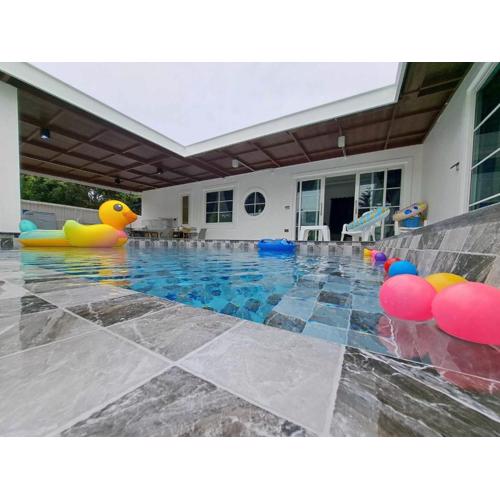 The pool villa privacy chomdao khonkaen
