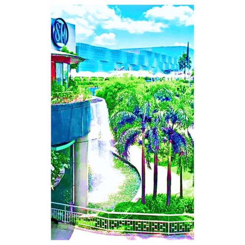 THE PROMENADE SUITES - SM North Grass Residences QC MLA