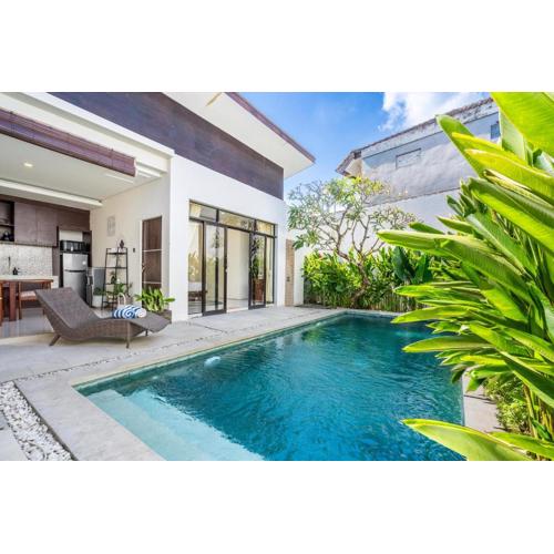 The R Villa Toba - incl. Motorbikes