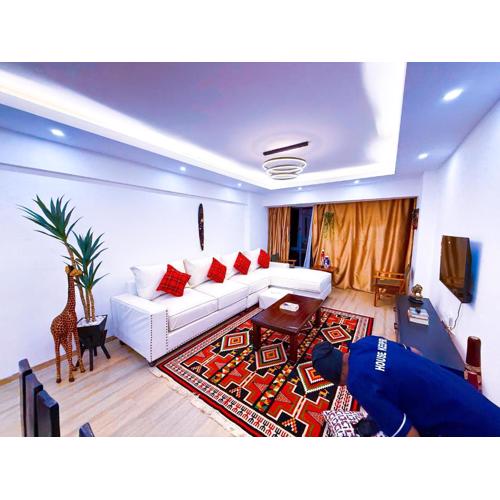 The Red Mirage --- Rooftop Pool, Gym, Games room, Netflix 2BD & SQ