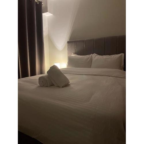 The Ren Suite Facing Sunrise or City View