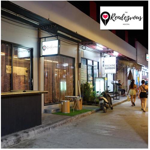 The Rendezvous Fullmoon Hostel