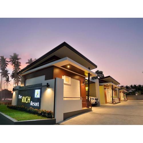 The Rich Resort