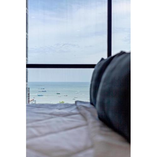 The Sea Base Central Pattaya 20th high floor