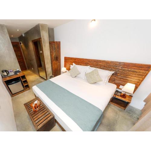 The Selene city hotel