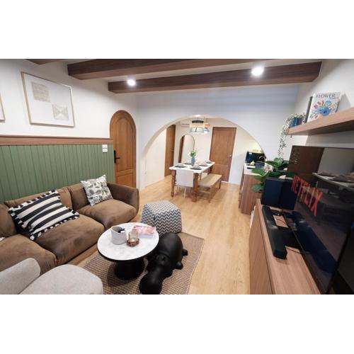 The Shantipan Lotus - Cozy 2BR Family Stay 400m from BTS Station