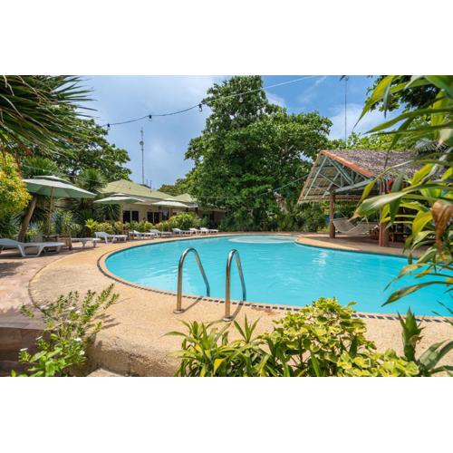 The Shark's Tail Dive Resort