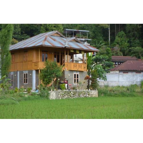 THE SINGKI HOME FAMILY