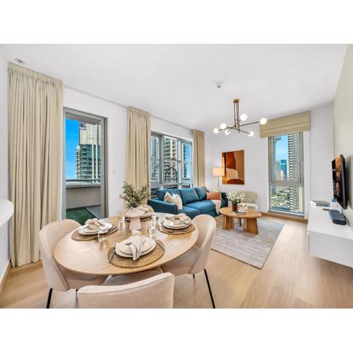 The Skyline Suite Luxury Downtown Retreat