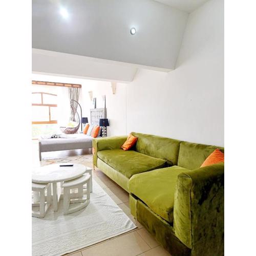 The SouthSide - Beachfront Studio Apartment