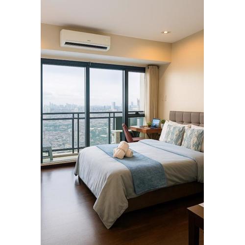 The Spot 43 Sunrise in Makati