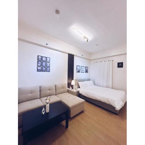 The Stars Lil' Suite