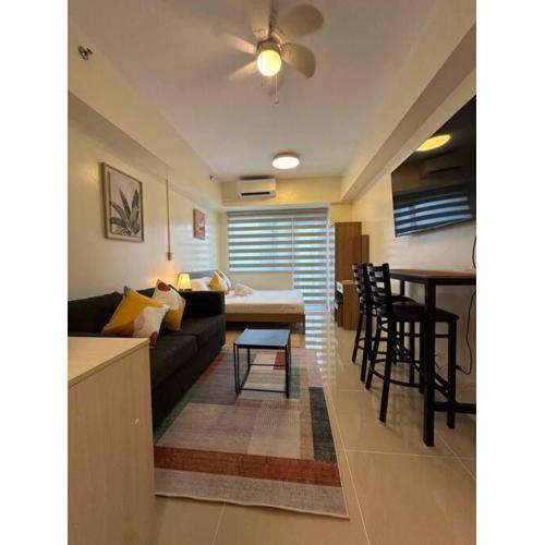 The Suite Life - Level 42 at Makati