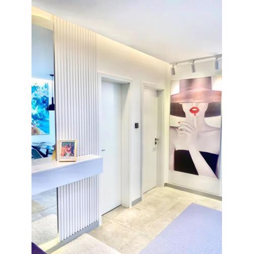 The Sunset Loft - World-class stylish 1 Bedroom Apartment