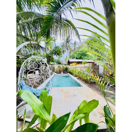 The This-Kon Gili Meno