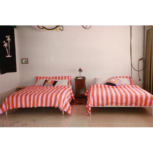 The Urbanists BKK Entire Floor 4-6 people 4Beds 4Baths near Medpark Hospital , Queen Sirikit Convention hall , Benjakitti Park