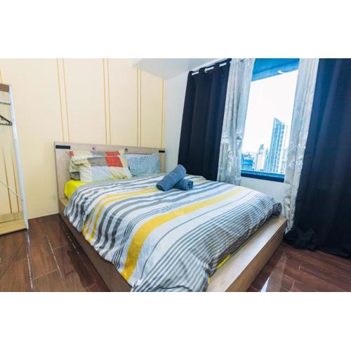 The Vibrant Condo Cool Stays 4254 Memorable Swim Gym Park Laugh