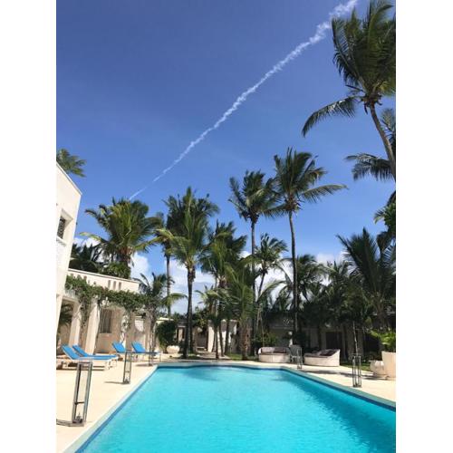 The Villa Luxury Suites Hotel