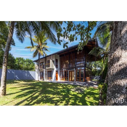 The Void 5 Bedroom Luxury Villa for 10 Guests