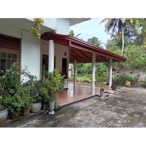 The White House Niwandama