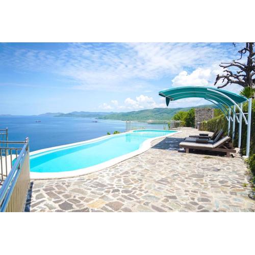 Theodor at Labuan Bajo