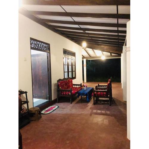 Thesara Guest & Villa