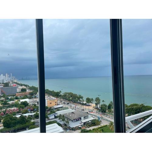 中天海滩thian tong Condotel145 Soi Jomtien 7