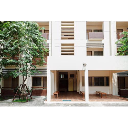Thong Poon Apartment Chiang Mai