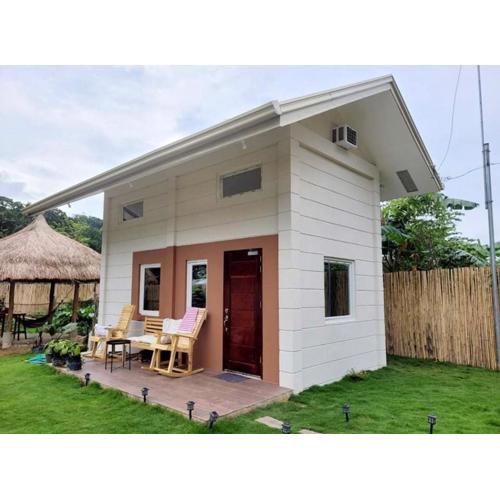 Tiny Hideaway Mutya House with free 2 scooters