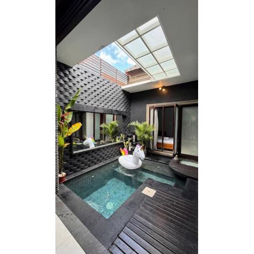 Tiny Villa Kerobokan Seminyak