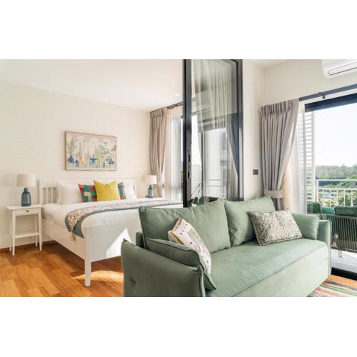 Title Halo Holi Day 40m2 King Bed Pool View