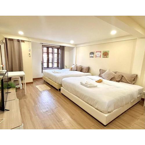 Tofu House CNX Near Nimman-Airport 4 Bedroom 6 Bed with 3 Bath room