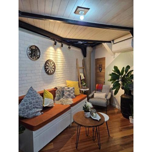 Tony's Place - Ground Level