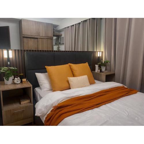 Top Floor 1BR Condo, Mesaverte