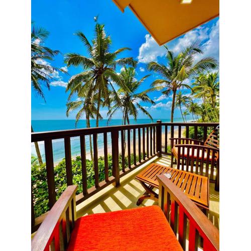 Top Secret Beach Hotel