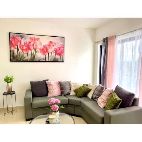 Torre Solarium next to PUCMM