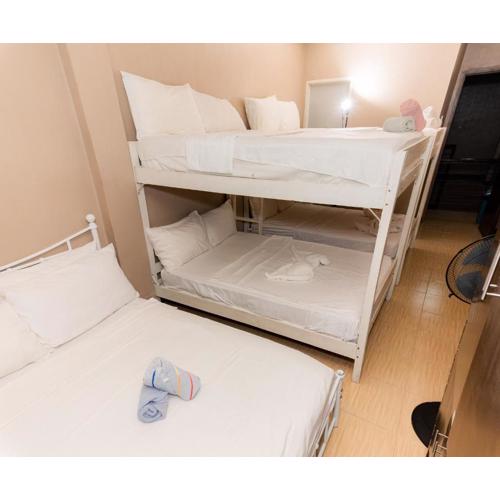 Townes Huge Home Big Grps Big Fam Near SM Ecoland DGT Coastal road ADDU UM