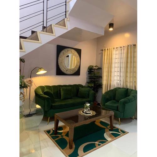 Townhouse in Quezon City Upper Room