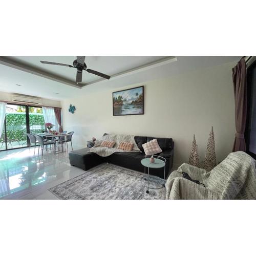 Townhouse in the Wonderland