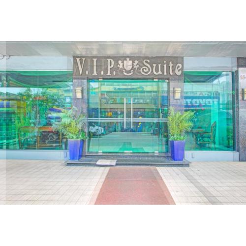 Townhouse OAK Makati Manila Near PNR Pasay Evangelista formerly VIP Suites