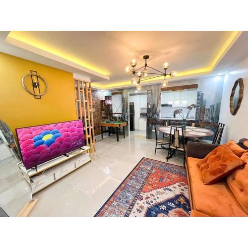 Townhouse with game area and access to swimming pool