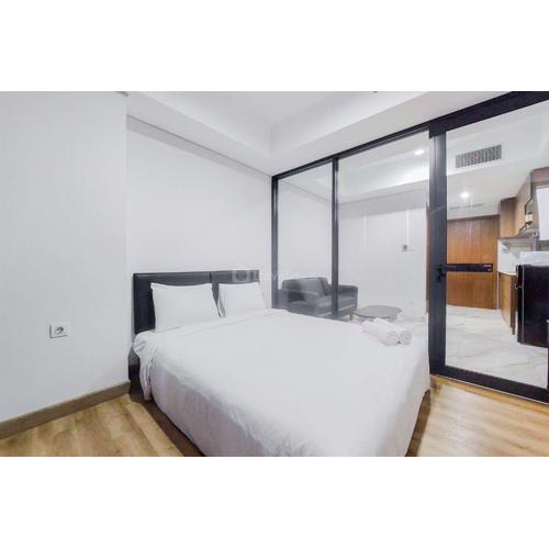 Tranquil and Comfort Living 1BR The Smith Alam Sutera Apartment By Travelio