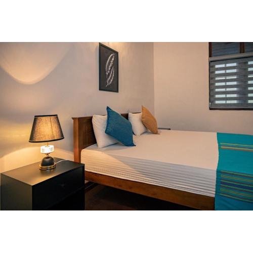 Tranquil & Elegant Stay Near Parliament