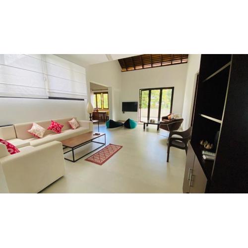 Travel Inn Deluxe Anniewatta