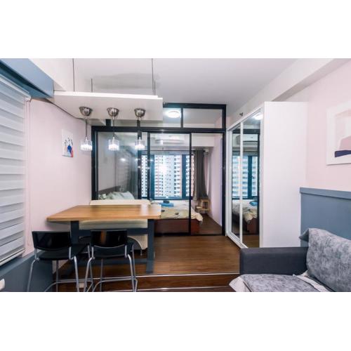 Traveler's Playground Makati Home Gym Swim 300 Mb