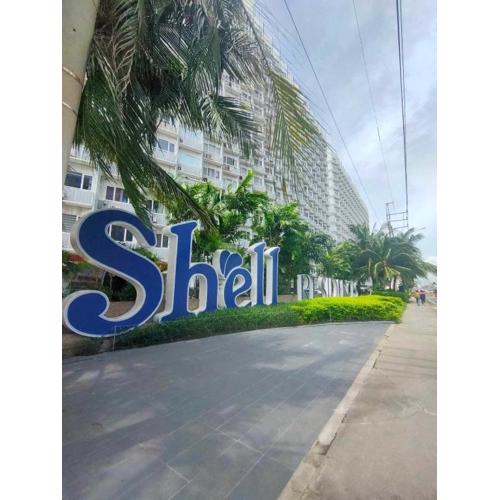 traveler's staycation